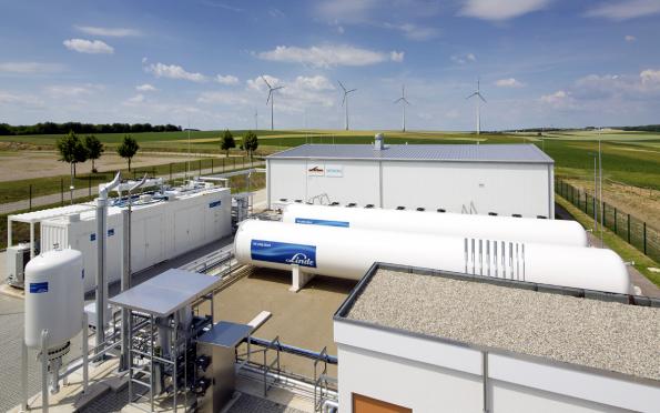 Hydrogen storage plant goes commercial 