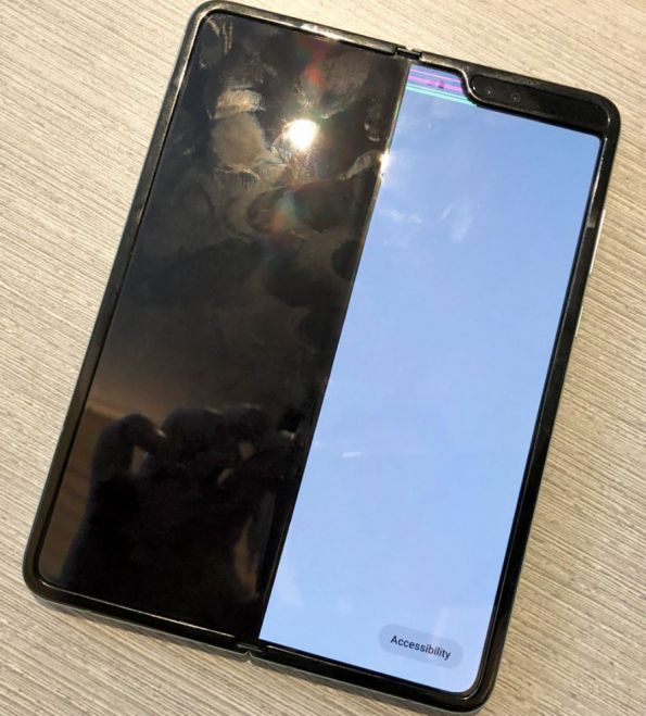 Not so surprising Breaking News - Samsung Foldable phone